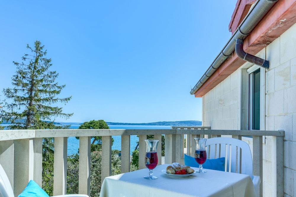 Hotel Villa Zarko Kastel Stari Exterior photo