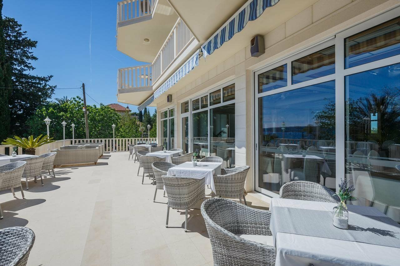 Hotel Villa Zarko Kastel Stari Exterior photo